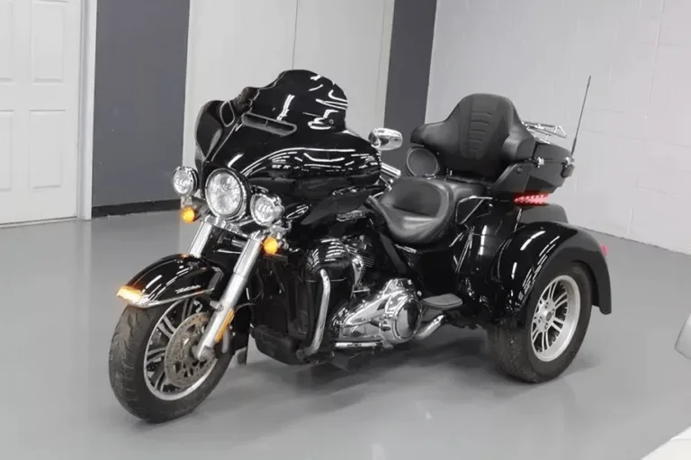 Harley Davidson Tri Glide Ultra