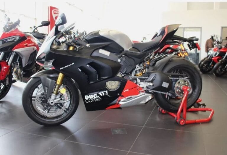 2022/2023/ DUCATI PANIGALE V4 SP2 LIMITED QTS RARE WORLD WIDE SHIPPING NMBR